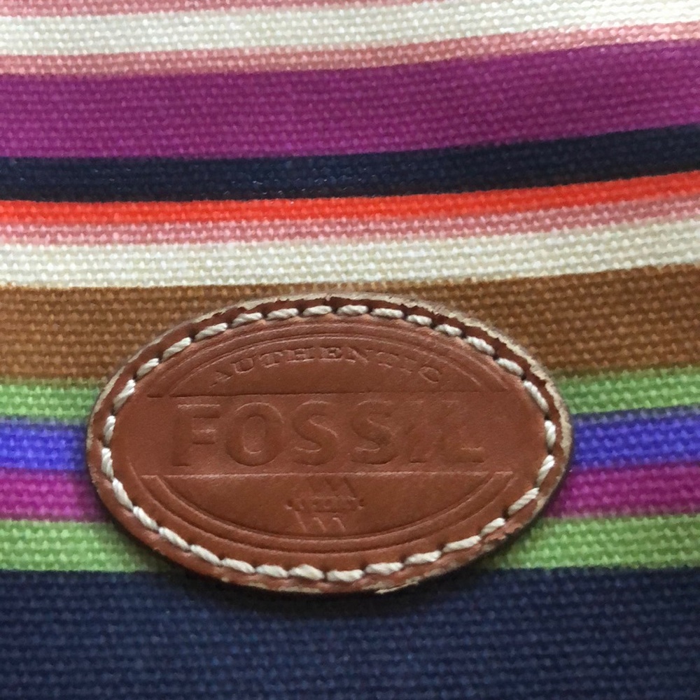 Adorable Fossil Keyper Wristlet In Excellent Cond. - image 2